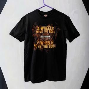 Grand Cayman Harley Davidson Moves the Body and Soul T-shirt Men's Large